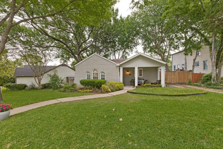 Property Photo of 2410 Auburn Avenue, Dallas 75214 – Home for Sale in Dallas