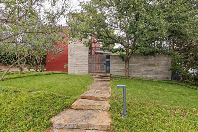 Property Photo of 1810 Bermuda Street, Dallas 75214 – Home for Sale in Dallas