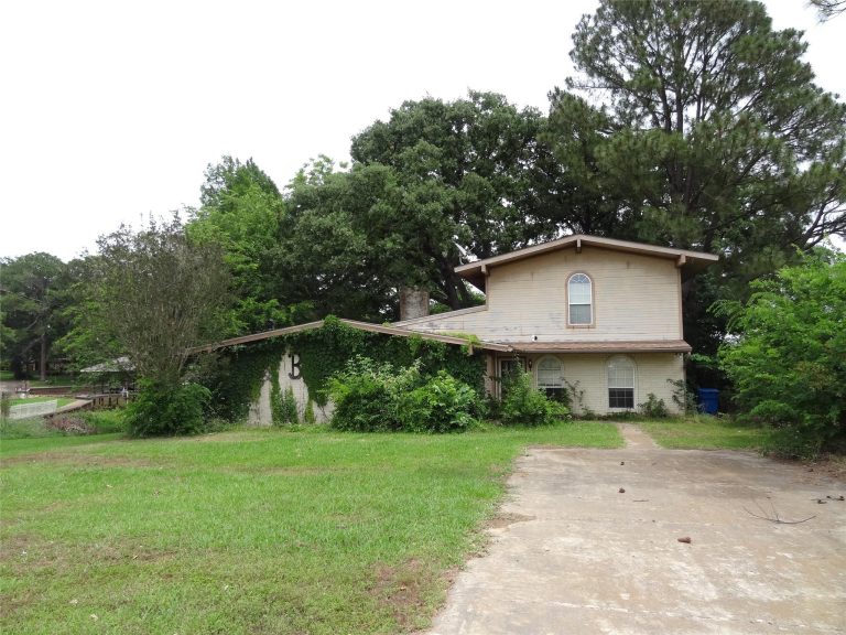 Property Photo of 211 Rosemary Drive, Trinidad 75163 – Home for Sale in Trinidad