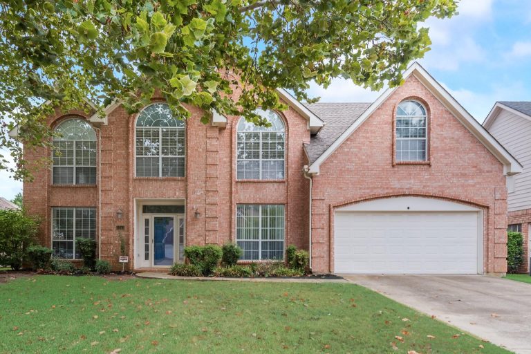 Property Photo of 5313 Cambridge Court, Grapevine 76051 – Home for Sale in Grapevine