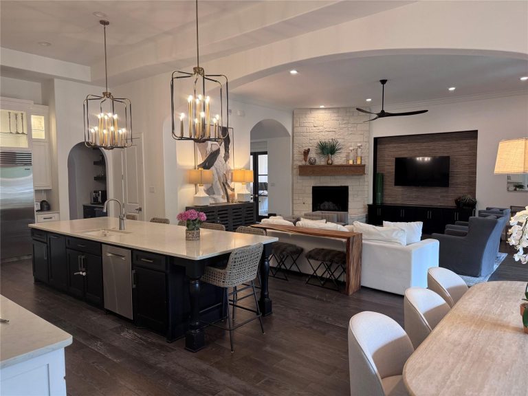 Property Photo of 321 Woodsong Way, Southlake 76092 – Home for Sale in Southlake