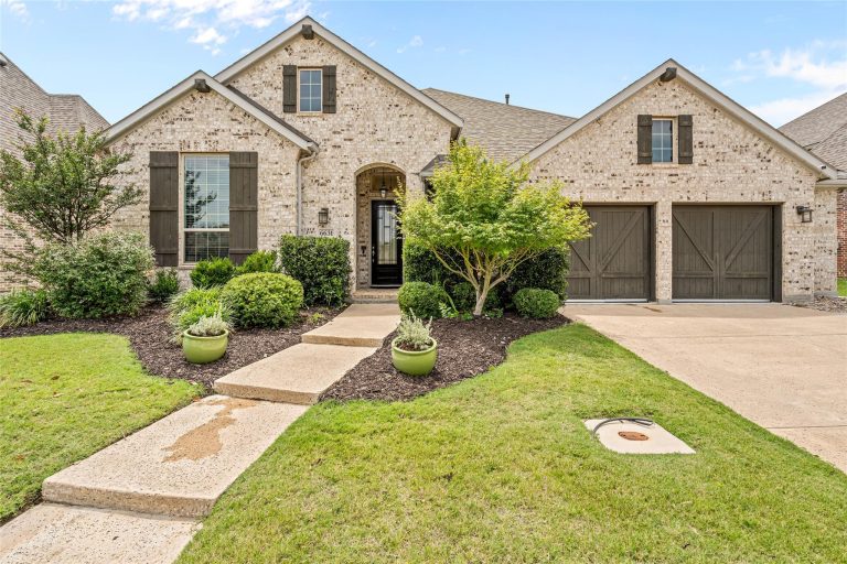 Property Photo of 6631 Roughleaf Ridge Road, Flower Mound 76226 – Home for Sale in Flower Mound