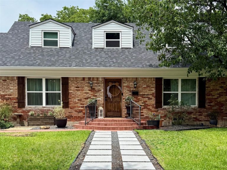 Property Photo of 2969 Selma Lane, Farmers Branch 75234 – Home for Sale in Farmers Branch