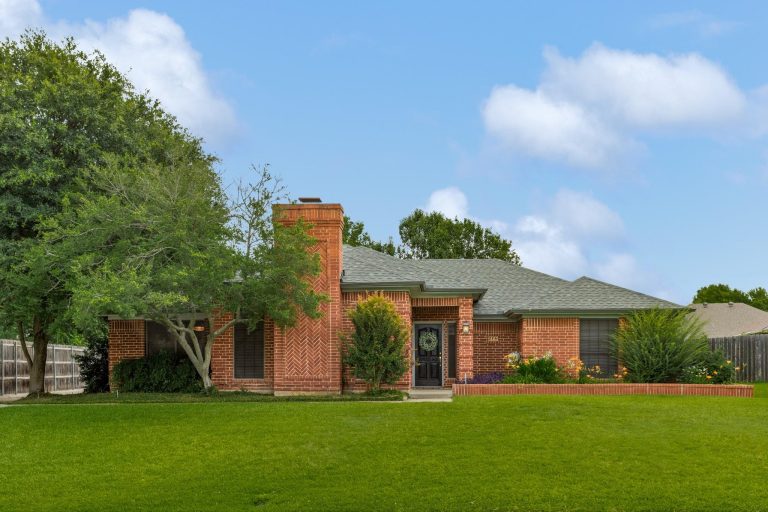 Property Photo of 1416 Spyglass Drive, Mansfield 76063 – Home for Sale in Mansfield