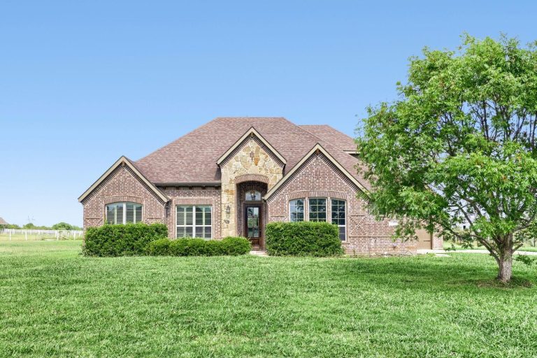 Property Photo of 109 Mountain Vista Drive, Fort Worth 76126 – Home for Sale in Fort Worth