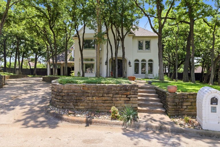 Property Photo of 605 Shady Brook Court, Southlake 76092 – Home for Sale in Southlake