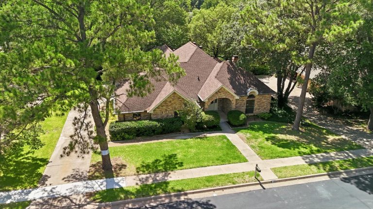 Property Photo of 3813 Cambridge Circle W, Bedford 76021 – Home for Sale in Bedford