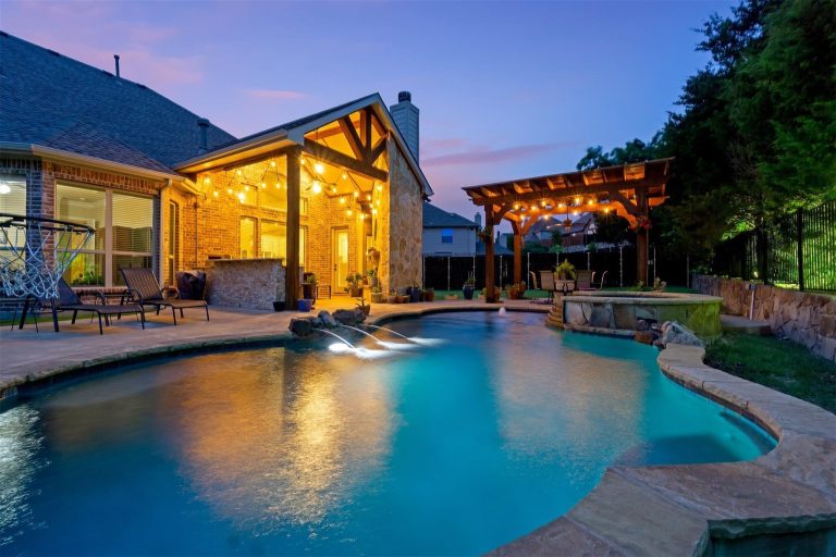 Property Photo of 633 Arcadia Way – Home for Sale in Texas