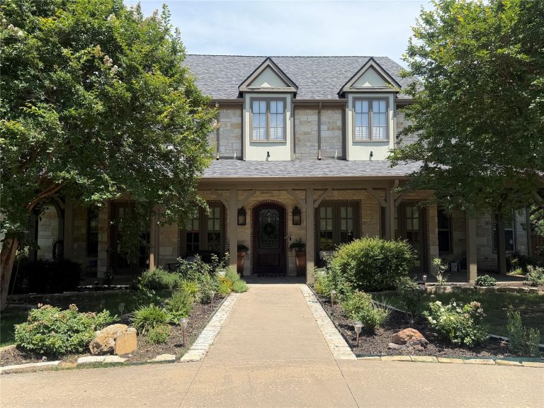 Property Photo of 805 Bentbrook Lane, Sherman 75092 – Home for Sale in Sherman