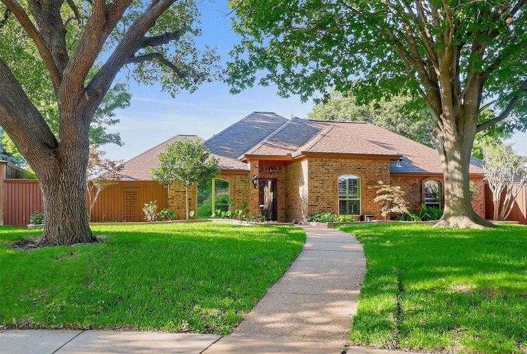 Property Photo of 2101 Evergreen Drive, Plano 75075 – Home for Sale in Plano