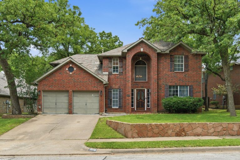 Property Photo of 3528 Creekside Court, Bedford 76021 – Home for Sale in Bedford