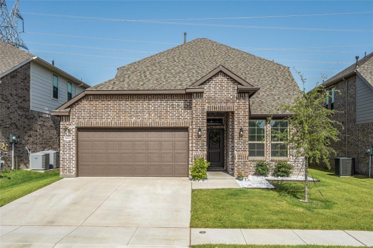 Property Photo of 14613 Martin Creek Cove, Fort Worth 76262 – Home for Sale in Fort Worth