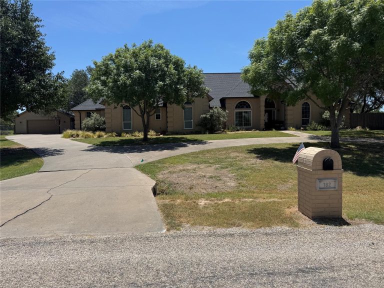 Property Photo of 182 Lakeview Drive, Aledo 76008 – Home for Sale in Aledo