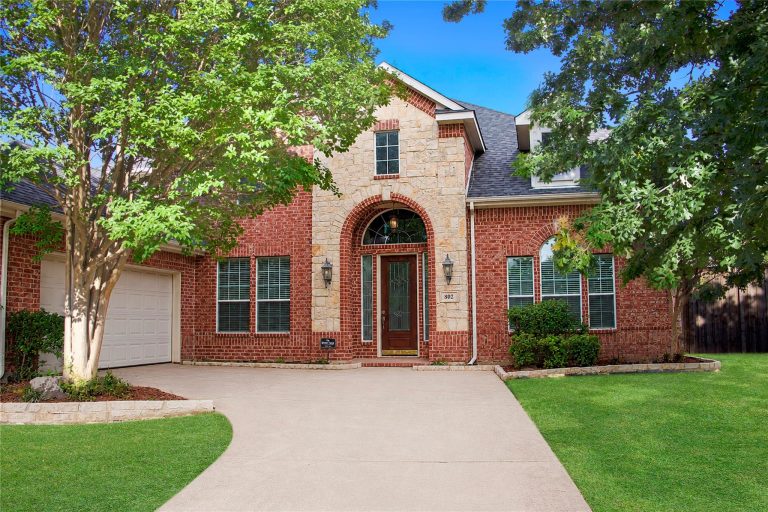 Property Photo of 802 Shadybrook Drive, Murphy 75094 – Home for Sale in Murphy