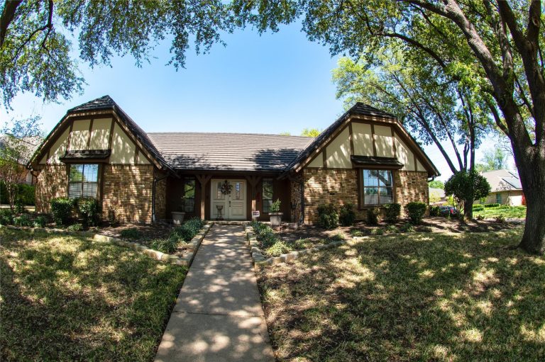 Property Photo of 5601 Dye Drive, Arlington 76013 – Home for Sale in Arlington