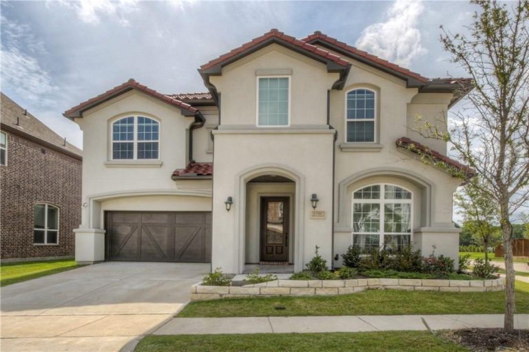 Property Photo of 6100 Mickelson Way, McKinney 75070 – Home for Sale in McKinney