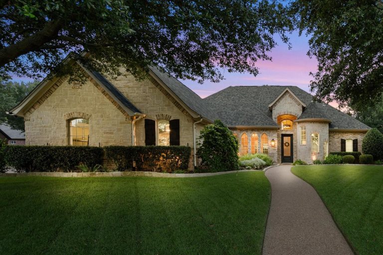 Property Photo of 4105 Water Park Circle, Mansfield 76063 – Home for Sale in Mansfield