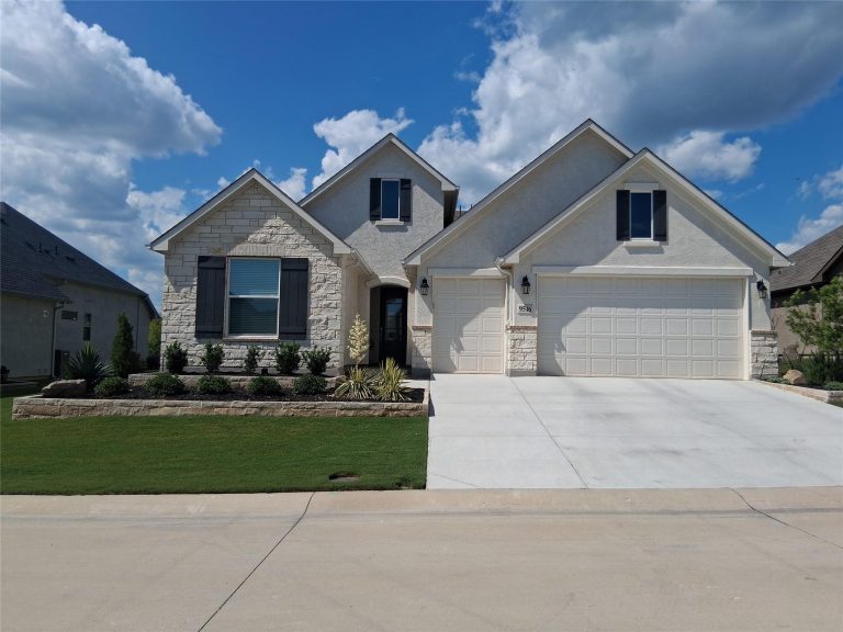 Property Photo of 9516 Ceylon Lane, Denton 76207 – Home for Sale in Denton