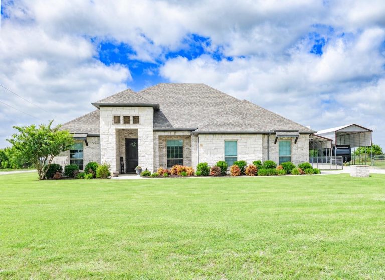 Property Photo of 2250 County Road 2360, Decatur 76234 – Home for Sale in Decatur