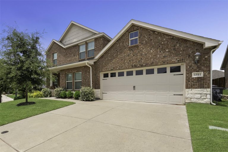 Property Photo of 1501 Ironwood Way, Melissa 75454 – Home for Sale in Melissa