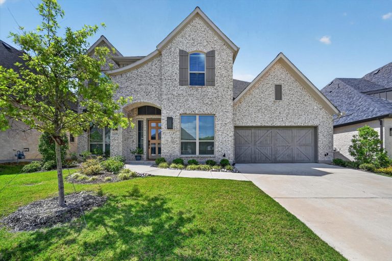 Property Photo of 2229 Plumeria Lane, Celina 75009 – Home for Sale in Celina
