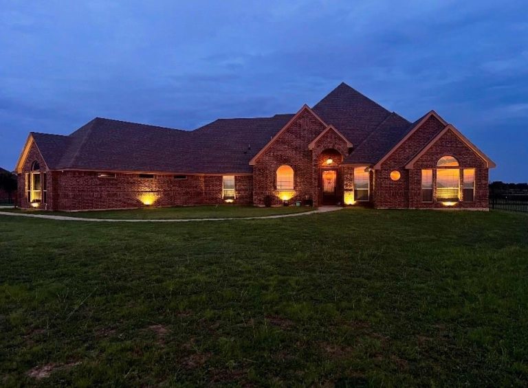 Property Photo of 5713 Fogata Lane, Fort Worth 76036 – Home for Sale in Fort Worth