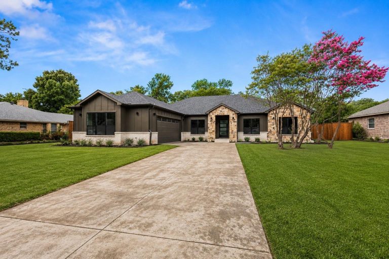 Property Photo of 5109 Jefferson Drive, Sachse 75048 – Home for Sale in Sachse