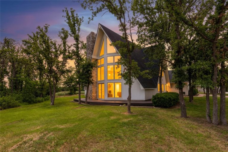 Property Photo of 1704 County Road 3555, Paradise 76073 – Home for Sale in Paradise
