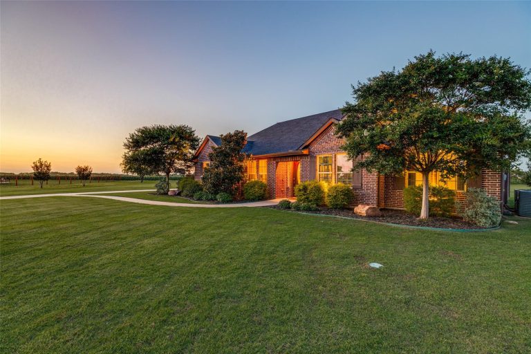 Property Photo of 158 Whispering Winds Drive, Gunter 75058 – Home for Sale in Gunter