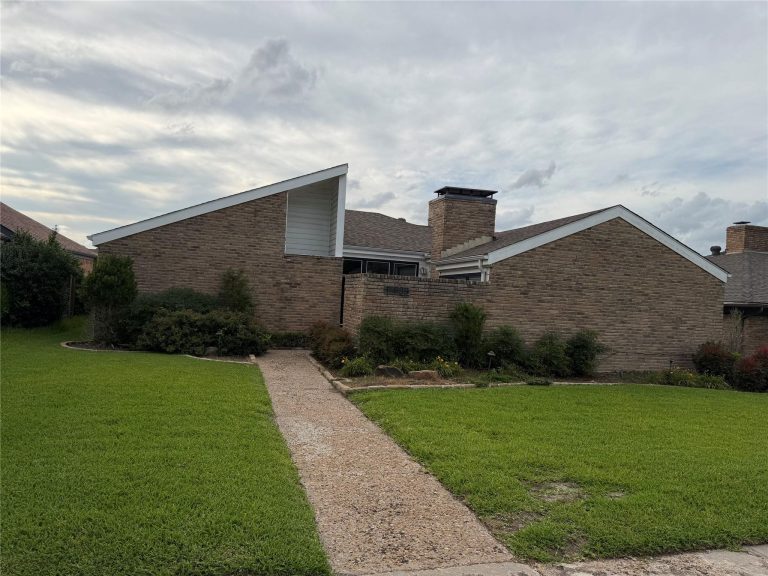 Property Photo of 16833 Davenport Court, Dallas 75248 – Home for Sale in Dallas
