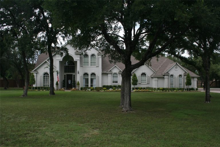 Property Photo of 1701 McDavid Court – Home for Sale in Texas