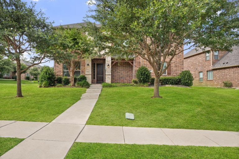 Property Photo of 2708 Gum Tree Trail, Wylie 75098 – Home for Sale in Wylie