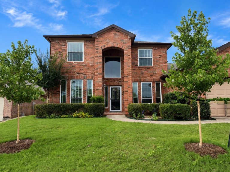 Property Photo of 871 High Cotton Lane, Rockwall 75087 – Home for Sale in Rockwall