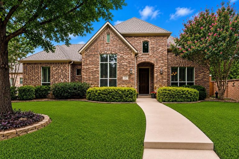 Property Photo of 3229 Robert Drive – Home for Sale in Texas