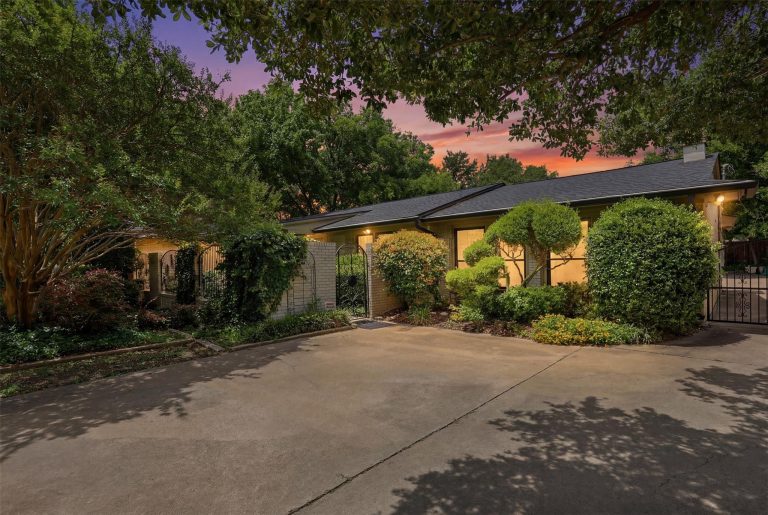 Property Photo of 4004 Angus Drive, Fort Worth 76116 – Home for Sale in Fort Worth