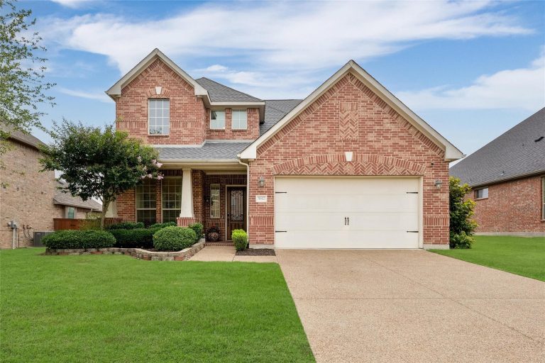 Property Photo of 5912 Waterford Lane, McKinney 75071 – Home for Sale in McKinney