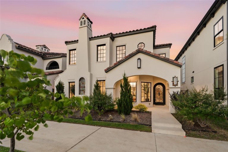 Property Photo of 2959 Sunset Boulevard, Flower Mound 75022 – Home for Sale in Flower Mound