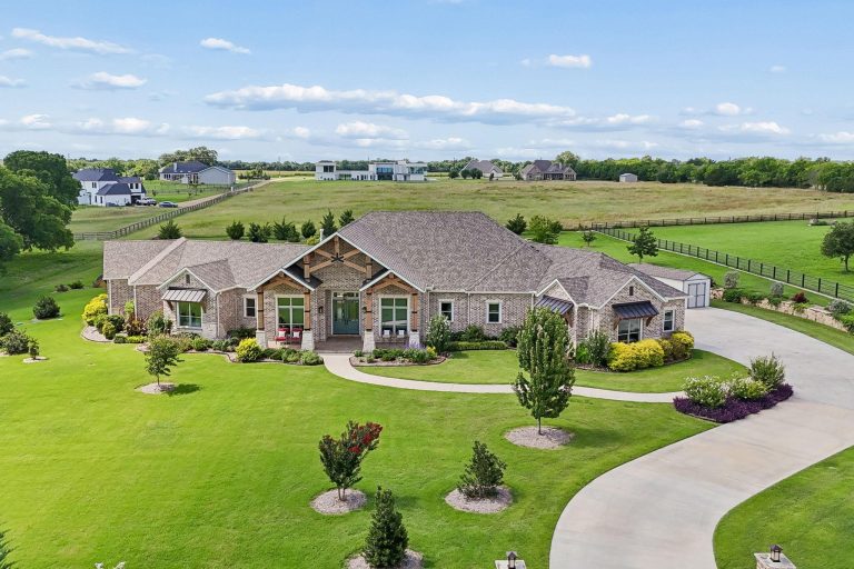 Property Photo of 1500 Ford Lane, Lucas 75002 – Home for Sale in Lucas