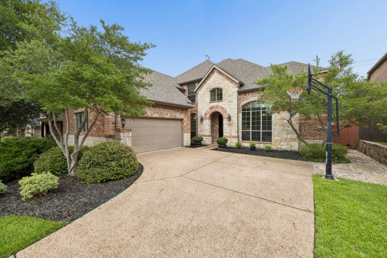 Property Photo of 8709 Herns Meadow Lane, McKinney 75071 – Home for Sale in McKinney
