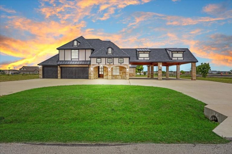 Property Photo of 10505 Clark Court, Princeton 75407 – Home for Sale in Princeton
