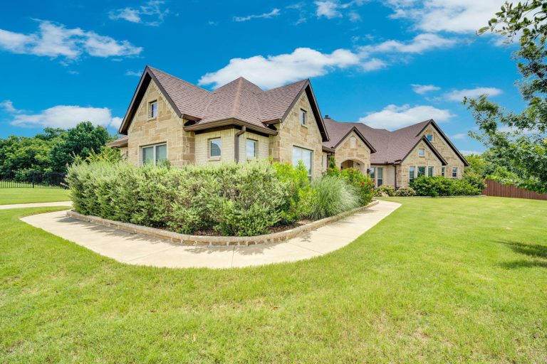 Property Photo of 1310 Rustic Ridge, Midlothian 76065 – Home for Sale in Midlothian