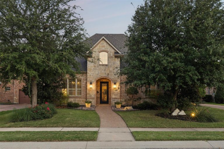 Property Photo of 2206 Carrick Drive, Trophy Club 76262 – Home for Sale in Trophy Club
