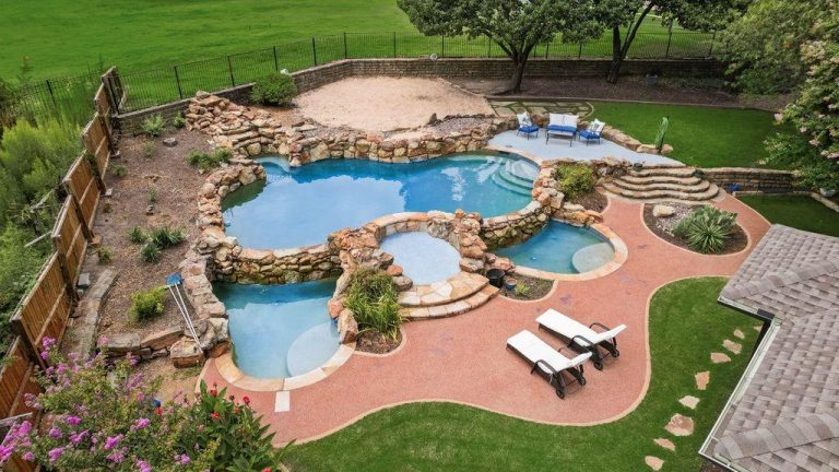Property Photo of 1308 Lakewood Drive – Home for Sale in Texas