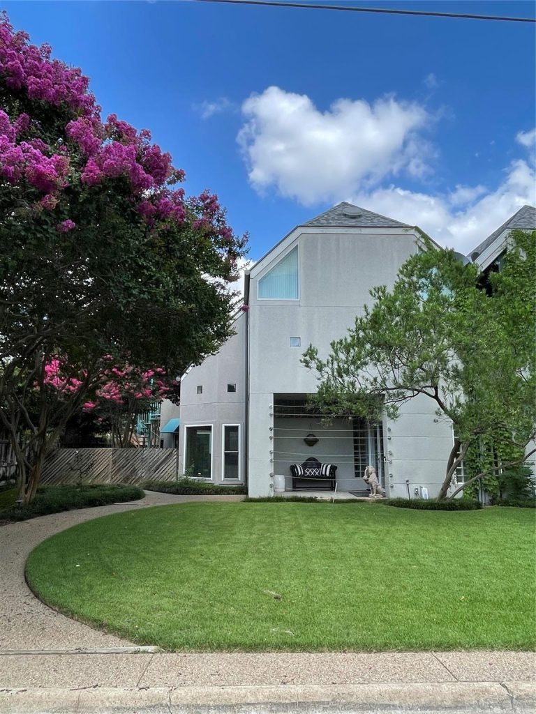 Property Photo of 12612 Breckenridge Drive, Dallas 75230 – Home for Sale in Dallas