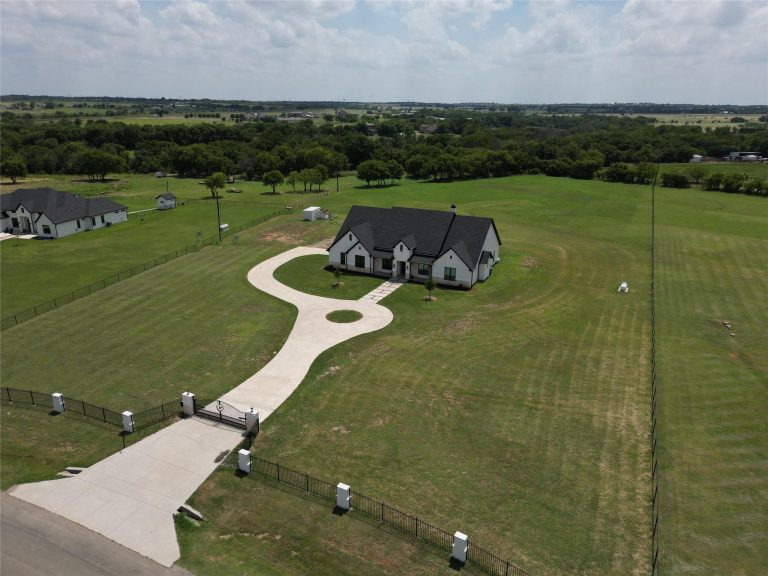 Property Photo of 4790 Austin Circle – Home for Sale in Texas