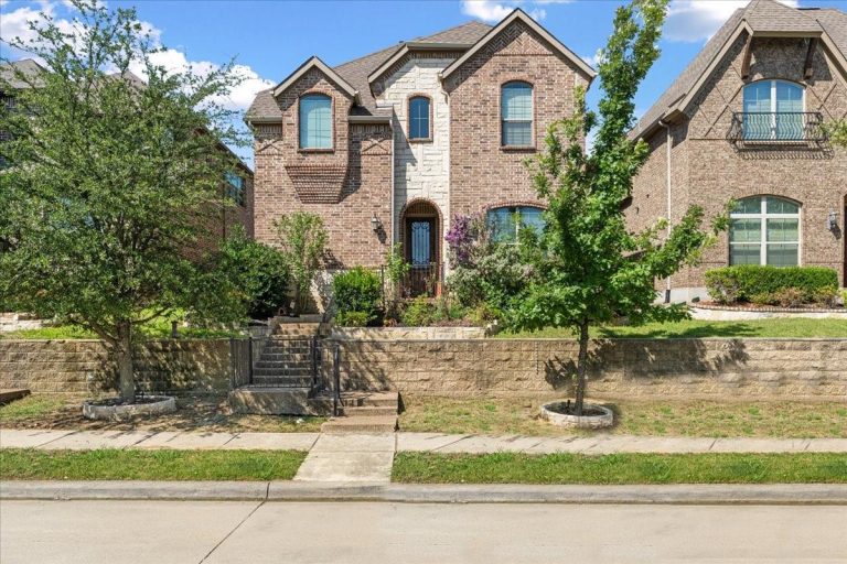 Property Photo of 4921 Empire Way, Irving 75038 – Home for Sale in Irving