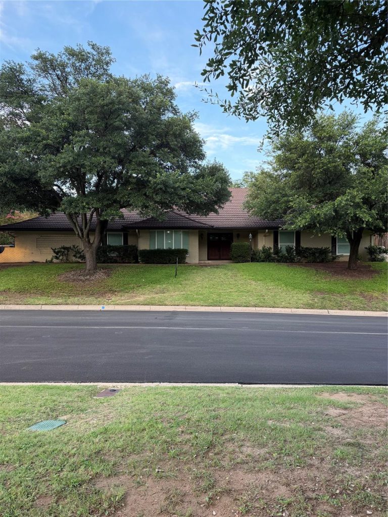 Property Photo of 3717 Myrtle Springs Road, Benbrook 76116 – Home for Sale in Benbrook