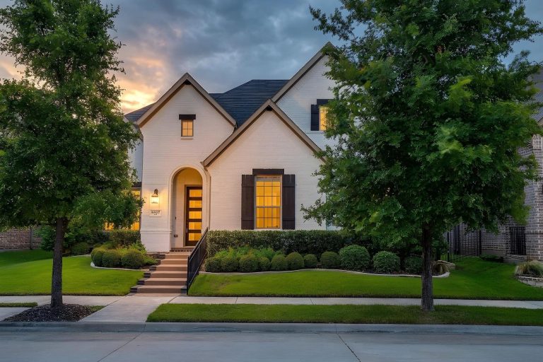 Property Photo of 4407 Garnet Jade Drive, Arlington 76005 – Home for Sale in Arlington