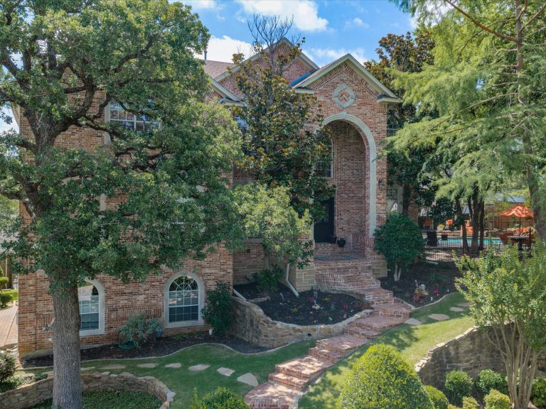 Property Photo of 4105 Inwood Lane, Colleyville 76034 – Home for Sale in Colleyville