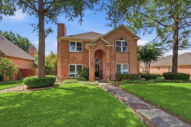 Property Photo of 1604 Fairhaven Drive, Mansfield 76063 – Home for Sale in Mansfield